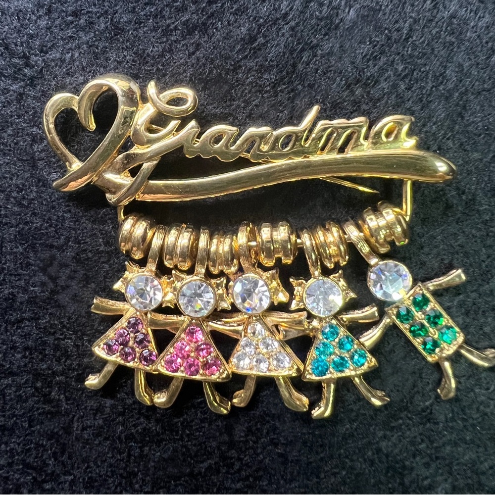 Vintage Gold-Tone Grandma Brooch/Pin w/Crystal Child Charms - Picture 3 of 7